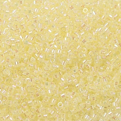 MIYUKIデリカビーズ  シリンダー  日本製シードビーズ  11/0  （db0053)薄黄色の裏地付きクリスタルab  1.3x1.6mm  穴：0.8mm  約2000PCS /ボトル  10 G /ボトル&nbsp;SEED-JP0008-DB0053