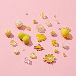 DIY チャーム ストレッチ ブレスレット メイキング キット  アクリル バイコーン & ハート & スター & 花 & イミテーション パール ビーズを含む  ガラスシードビーズ  合金エナメル & レジン ペンダント  きいろ  2128個/袋&nbsp;DIY-FS0003-35