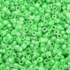 蛍光色ガラスシリンダービーズ  シードビーズ  焼き付け塗料  丸い穴  春の緑  1.5~2x1~2mm  穴：0.8mm  約8000個/袋  約1ポンド/バッグ&nbsp;SEED-S047-P-006
