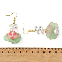 蓮の花をモチーフにしたガラス製のぶら下がりピアス  シェルパールビーズと真鍮製のピアスフックを使用した女性用イヤリング  ゴールドカラー  52x28mm&nbsp;EJEW-TA00812
