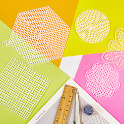 24個 11スタイル DIY プラスチック キャンバス シェイプ  針先プロジェクト用  コースターと工芸品  ホワイト  混合図形  77x1.5mm&nbsp;DIY-CP0012-41