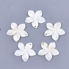 刻まれた淡水シェルペンダント  花  乳白色  31~34.5x32~35.5x3~4mm  穴：1.6mm