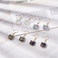 ガラスの猫のぶら下がりイヤリング  女性のための金メッキ真鍮ジュエリー  ミックスカラー  35mm  ピン：0.7mm&nbsp;EJEW-JE04960