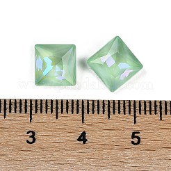 ポイントガラスラインストーンカボション  模造トルマリン  多面カット  正方形  グリーン  8x8x4.5mm&nbsp;GGLA-S003-01C
