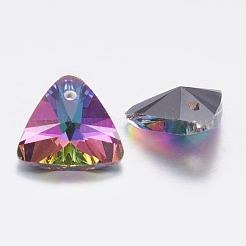 カット加工ガラスラインストーンチャーム  模造オーストリアのクリスタル  三角形  火山  7.5x8x4mm  穴：1.2mm&nbsp;RGLA-F050-A-001VO