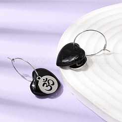 天然黒曜石と304ステンレススチールを使用した女性用フープピアス  フラットラウンド型、ヒンドゥー教のオーム（Aum）シンボル模様とハート付き  ステンレス鋼色  35x20mm&nbsp;EJEW-G475-04P-03