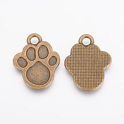 合金のチベット風チャーム  カドミウムフリー＆ニッケルフリー＆鉛フリー  足跡  アンティークブロンズ  23x18x2mm  穴：3mm&nbsp;TIBEP-21652-AB-NR