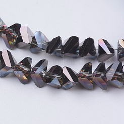 電気メッキガラスビーズセット  半分メッキ  多面カット  三角形  黒メッキ  4.5x5x6mm  穴：1mm  約83~89個/連  12.60インチ〜12.99インチ（32~33cm）&nbsp;EGLA-J145-6mm-HP02