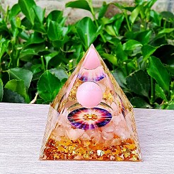 オルゴナイトピラミッド樹脂エネルギー発生器  自宅オフィスのデスクの装飾用の天然ローズクォーツチップが入っています  50mm&nbsp;PW-WG83890-01
