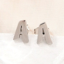 304ステンレススチールスタッドピアス  a～zの文字  ステンレス鋼色  8~9.5x5~8.5mm  26のペア/セット&nbsp;SA-T001-03P