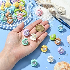 32個8色不透明樹脂ペンダント  鉄ループ付き  ABSプラスチックパール付きシェル形状  ミックスカラー  20x18mm  穴：2mm  4個/カラー&nbsp;RESI-YW0003-48