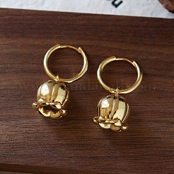 女性のための真鍮のフープピアス  花  ダングルピアス  ゴールドカラー  30x18mm&nbsp;WG021FE-01