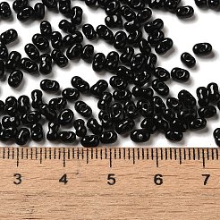 オペークガラスシードビーズ  ピーナッツ  ブラック  3.5~4x2~2.5x2~2.3mm  穴：0.8mm  約8000個/ポンド&nbsp;SEED-K009-06B-01