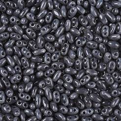 模造翡翠ガラスシードビーズ  2穴  オーバル  グレー  5~6x2.5~3.5x3mm  穴：0.7~0.9mm  約7500個/ポンド&nbsp;SEED-T006-01A