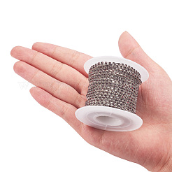 真鍮製ラインストーンストラスチェーン  カドミウムフリー＆鉛フリー  スプールで  ラインストーンカップチェーン  ラインストーン/バンドル約2880本  グレードA  銀色のメッキ  アメジスト  2mm  約10ヤード/ロール&nbsp;CHC-R125-S6-16S