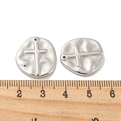 変色しない304ステンレススチールペンダント  不規則なフラットラウンド、クロスチャーム付き  ステンレス鋼色  19.5x18x3mm  穴：1mm&nbsp;STAS-L022-193P