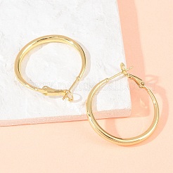 女性のための真鍮のフープピアス  カドミウムフリー＆鉛フリー  長持ちメッキ  ラックめっき  18KGP本金メッキ  34.5~35x29.5x3mm&nbsp;EJEW-A156-17B-G