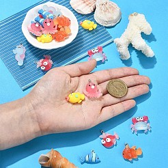 35 個 7 スタイルオーシャンテーマ樹脂ペンダント  海の動物チャーム  プラチナトーンの鉄ループ付き  魚、カニ、タコ  混合図形  ミックスカラー  15.5~34x17~26.5x5~8mm  穴：2mm  5個/スタイル&nbsp;RESI-YW0001-68