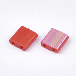 電気メッキ不透明ガラスシードビーズ  2穴  正方形  ABカラーメッキ  レッド  5x4.5~5.5x2~2.5mm  穴：0.5~0.8mm&nbsp;SEED-S023-18C-02A