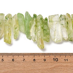 天然クラックルクォーツクリスタル染色ビーズ連売り  チップ  ダークシーグリーン  13~38x3~7x4~7mm  穴：1mm  約67~70個/連  14.76~15.16''（37.5~38.5センチメートル）&nbsp;G-I345-05G