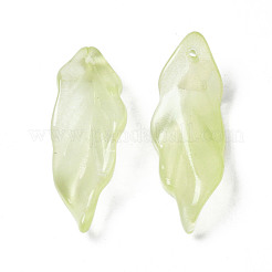 透明スプレー塗装ガラスペンダント  葉  黄緑  33~34x12x7~9mm  穴：1.5mm&nbsp;GLAA-N035-017-F01