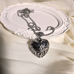 Vintage Plastic Carved Heart Pendant Ball Chain Necklaces for Women&nbsp;JL7014