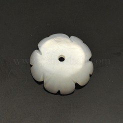 Flower Natural White Shell Beads&nbsp;SSHEL-N011-09