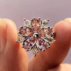Plum Blossom Brass Pave Cubic Zirconia Finger Rings for Women&nbsp;FS-WG857C0-01