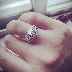 Flat Round Brass Micro Pave Clear Cubic Zirconia Finger Rings for Women&nbsp;FS-WG22049-01