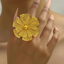 Elegant Hollow Flower Design Iron Cuff Ring for Women Wedding Party&nbsp;PY5913