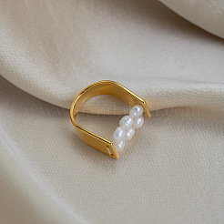 Irregular 304 Stainless Steel with Natural Freshwater Pearl Finger Rings for Women&nbsp;WZ4968