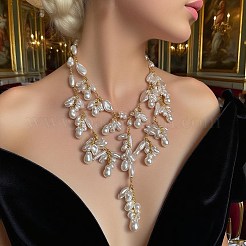Zinc Alloy with Plastic Imitation Keshi Pearl Nuggets Double Layer Bib Necklaces for Women&nbsp;FS-WG965F6-01
