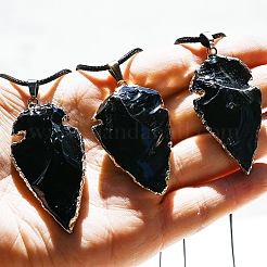 Black Obsidian Arrowhead Pendant Natural Stone Irregular Shield Necklace Jewelry&nbsp;CV2982-1