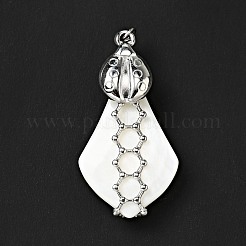 Natural White Shell Pendants&nbsp;SSHEL-C010-05P