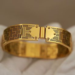 304 Stainless Steel Hollow Geometric Hinged Cuff Bangles for Women&nbsp;WG16A84-01