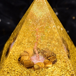 Orgonite Pyramid Resin Display Decorations&nbsp;PW-WGDE81D-01