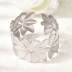 32.5MM 304 Stainless Steel Hollow Flower Cuff Bangles for Women&nbsp;SA-CBAB767-32P