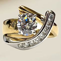 Brass Micro Pave Clear Cubic Zirconia Finger Rings&nbsp;FS-WG8456F-02