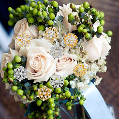 Flower Alloy Rhinestone Brooch Pins&nbsp;JEWB-GL0001-02