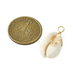 Natural Cowrie Shell Pendants&nbsp;PALLOY-JF02796-01