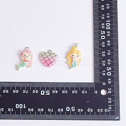 32Pcs 8 Styles Opaque & Transparent Resin Pendants&nbsp;RESI-SZ0001-93