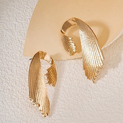 Alloy Stud Earrings&nbsp;FS-WG9D3AD-01