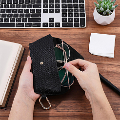 1Pc Imitation Leather with Iron Eyeglass Cases&nbsp;ABAG-CN0001-71A