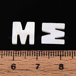 Natural Freshwater Shell Letter Charms&nbsp;BSHE-ZX007-02M
