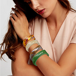4Pcs 4 Colors Resin Bangles for Women&nbsp;BJEW-JOY0001-01