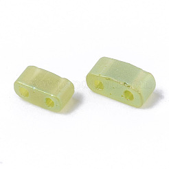 2-Hole Transparent Glass Seed Beads&nbsp;SEED-S023-41B-02