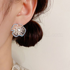 Flower Brass Plastic Pearl Stud Earrings&nbsp;FS-WGA6A32-01